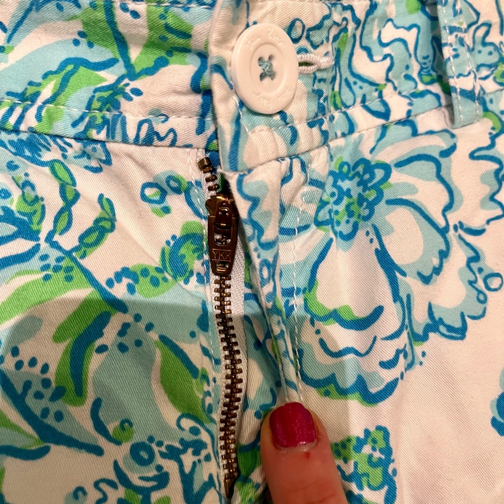 GUC Women’s Size 6 Lilly Pulitzer Buttercup Shorts - Picture 4 of 12